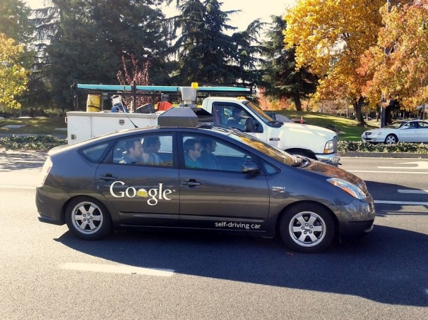  Dopo i Googleglass, ecco la driverless car