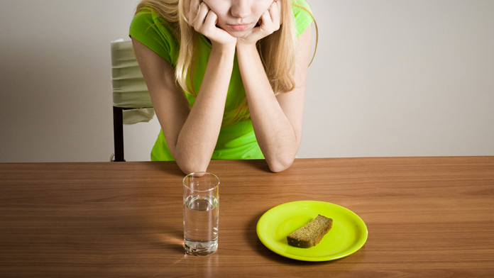 Salute, codice 'lilla' per chi soffre di problemi alimentari